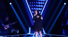 Vocea României, sezonul 10: Ioana Vecerdea a impresionat doi dintre antrenori cu vocea sa puternică