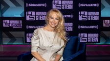 Pamela Anderson, schimbare radicală de look. Actrița a fost de nerecunoscut tunsă scurt și vopsită roșcat: 