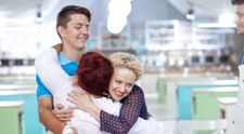 Bake Off Romania a ajuns la jumatatea concursului. Ionela Cristea a parasit competitia