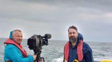 Duminică, la România, te iubesc!, Cosmin Savu prezintă ancheta Petrolul roșu, o incursiune în istoria noastră recentă  