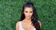 Kim Kardashian, de nerecunoscut. Fotografia care a împărțit internetul în două tabere. ”OK, cine este în poză?