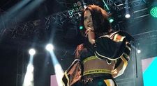 Inna, dezinvolta in concertul de la Ankara, dupa ce a cazut cu scena la Istanbul