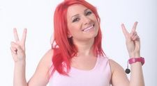 Alina Chinie, Veverita de la “Happy Hour”, joaca in piesa “Closer”  FOTO