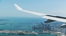 Vacanțele de vară, sub semnul întrebării? Sute de zboruri au fost deja anulate: Europa ar mai avea doar șase săptămâni de combustibil pentru avioane