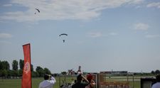 MasterChef, 25 noiembrie. Moment spectaculos pe Aerodromul Clinceni! Parașutiștii au adus ingredientul principal de astăzi: „Nu cred!”. Ce vor găti astăzi concurenții rămași în competiție