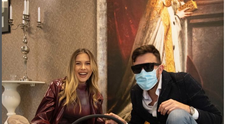 Emily Burghelea și soțul Andrei, la jocul cuplurilor! Când va renunța Andrei la mască?