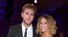 Miley Cyrus s-a logodit cu actorul Liam Hemsworth