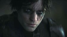 Primele imagini cu Robert Pattinson în rolul lui Batman. A fost lansat trailerul