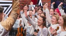 Ansamblul de violoniști Corzile Fermecate, moment sublim pe scena de la Românii au talent 2025: „Am remarcat ceva foarte plăcut: aproape toți zâmbeați în timp ce cântați!”