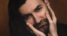 Smiley va lansa primul său serial muzical, „Mai mult de-o viață”