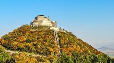 300.000 de turisti sunt asteptati intr-un loc fantastic din Romania. Cetatea Deva se redeschide dupa 3 ani de lucrari