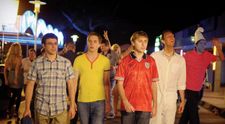 ”The Inbetweeners”, un sitcom de succes, șters de pe net pentru că ar fi considerat ”ofensator”