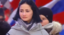Cine e Anya, puștoaica de 13 ani care a apărut la mitingul patriotic al lui Putin de pe stadionul din Moscova