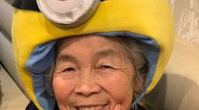 O bunică de 93 de ani din Japonia demonstrează că umorul este secretul longevității