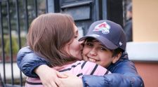 Băiețelul de 11 ani din Ucraina care a trecut singur granița în Slovacia, reunit cu familia sa