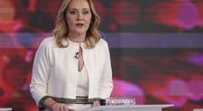 Imagini rare cu Elena Lasconi din tinerețe. Cum arăta fosta jurnalista pe vremea când prezenta știrile la TV