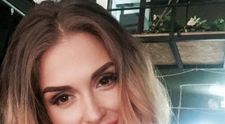 Oana Radu, asa cum nu a mai fost fotografiata. Cum arata vedeta cand renunta la machiajul si costumatiile de scena