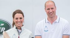 William și Kate au călătorit cu un avion de linie. Cum au reacționat ceilalți pasageri