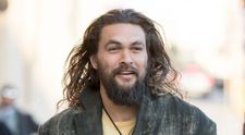 Starul din Aquaman, Jason Momoa, pericol la înălțime. Avionul său a aterizat de urgență