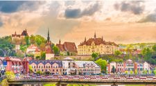 10 obiective turistice pe care nu le găsești decât în România