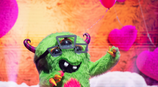 Masked Singer România: Monstrul a făcut spectacol pe acordurile piesei ”What a Wonderful World”