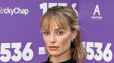 „Are privirea lipsită de viață, și-a pierdut strălucirea!” Apariția lui Margot Robbie a declanșat un val de reacții critice în rândul fanilor