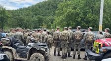 Mobilizare extrem de mare pentru căutarea lui Alex, băiețelul dispărut de luni seară la poalele Munților Făgăraș. Peste 100 de militari au ajuns în zonă