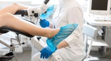 Certificatul de virginitate, interzis de ONU, dar eliberat în continuare de medicii români