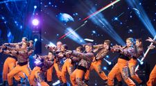 Românii au talent, 22 martie. Sunt plini de energie și carismatici! Dansatorii de la Strong Junior, coregrafie explozivă pe scena talentelor: „Ne-am îmbrăcat așa ca să luăm Golden Buzz”