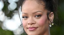 Rihanna a publicat prima fotografie oficială cu fiica sa, Rocki