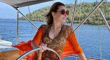 Adina Buzatu, topless la plajă în Turcia. Cum s-a protejat de soare