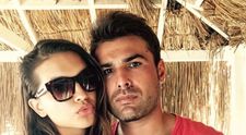 Sandra Mutu, mai frumoasă ca pe vremea când câștiga Miss România. Cum a apărut soția lui Adi Mutu la piscină