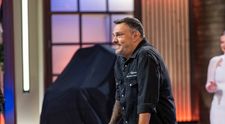 Concurenții au parte de o surpriză înainte de proba sub presiune! Motivul pentru care Chef Iosif Ștefănescu intră în platoul MasterChef