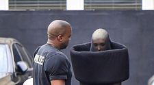 Nimic ciudat aici! Doar o ieșire banală la biserică pentru Kanye West și soția sa. Enoriașii, șocați!