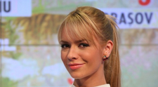De cand a aparut prima data la Meteo, toti barbatii si-au dorit sa o vada asa. Magda Palimariu, in cel mai provocator pictorial 