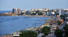 Cine sunt vedetele din România care fac bani din cazări pe Litoral