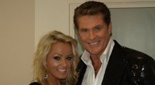 David Hasselhoff, indragostit la 60 de ani de o blonda superba, care are jumatatea varstei lui. Cum s-au distrat in vacanta: