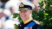 Prințul căzut în dizgrație vrea să fugă din Marea Britanie! Un nou scandal izbucnește în familia regală, după noile dezvăluiri incendiare: Ce a făcut prințul Andrew în patru zile cu 40 de femei