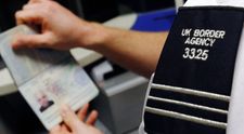 Un cercetator suedez ne ia apararea. Migratia romanilor si bulgarilor este benefica economiilor statelor vest-europene, arata el