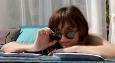 Dakota Johnson a dezvaluit cum au fost filmate scenele fierbinti din seria 
