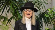 Nu era doar un look! Motivul dureros pentru care Diane Keaton purta mereu pălării și haine care îi acopereau gâtul