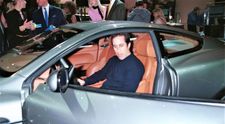 Jerry Seinfeld a dat 1,2 milioane de dolari pe un Porsche contrafăcut. Ce a pățit actorul