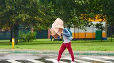 Vreme rece și instabilitate atmosferică: Cod galben în Capitală și în sudul țării