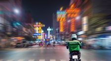 Un livrator din Sri Lanka, solicitare surprinzătoare la adresa unui client. Românul a crezut că nu aude bine