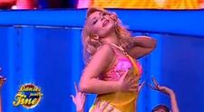 Iulia Vantur, un dans extrem de senzual alaturi de baletul Edi Stancu
