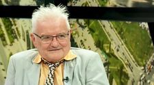 Irinel Columbeanu și-a găsit alinarea în brațele unei femei! Cine este doamna care îi face zilele mai ușoare la azil: „După o anumită vârstă, dragostea este simplă”