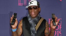 Dennis Rodman, acuzat de complicitate la furt. Starul ar fi ajutat trei prieteni să fure haine