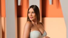 Puțini știu cum arată și cu ce se ocupă fiul Sofiei Vergara! Actrița, care a devenit mamă la 19 ani, a pozat alături de Manolo pe coperta unei reviste celebre