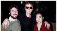 Jurnalistul care i-a luat ultimul interviu lui John Lennon lucrează și azi la radio