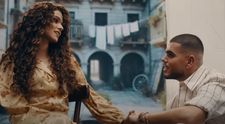 Theo Rose și Andrei Bănuță au ajuns în trending cu melodia „Cine, cine”. Fanii sunt fascinați de imaginile din videoclip: „Ne-ați dus cu gândul la timpuri de demult”